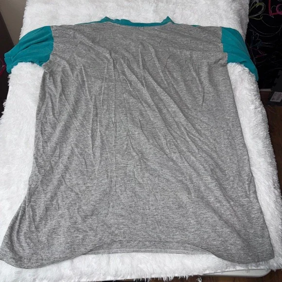 Vintage 1995 Looney Tunes Taz Tasmanian Devil Football T Shirt oversize‎ long - Picture 4 of 4